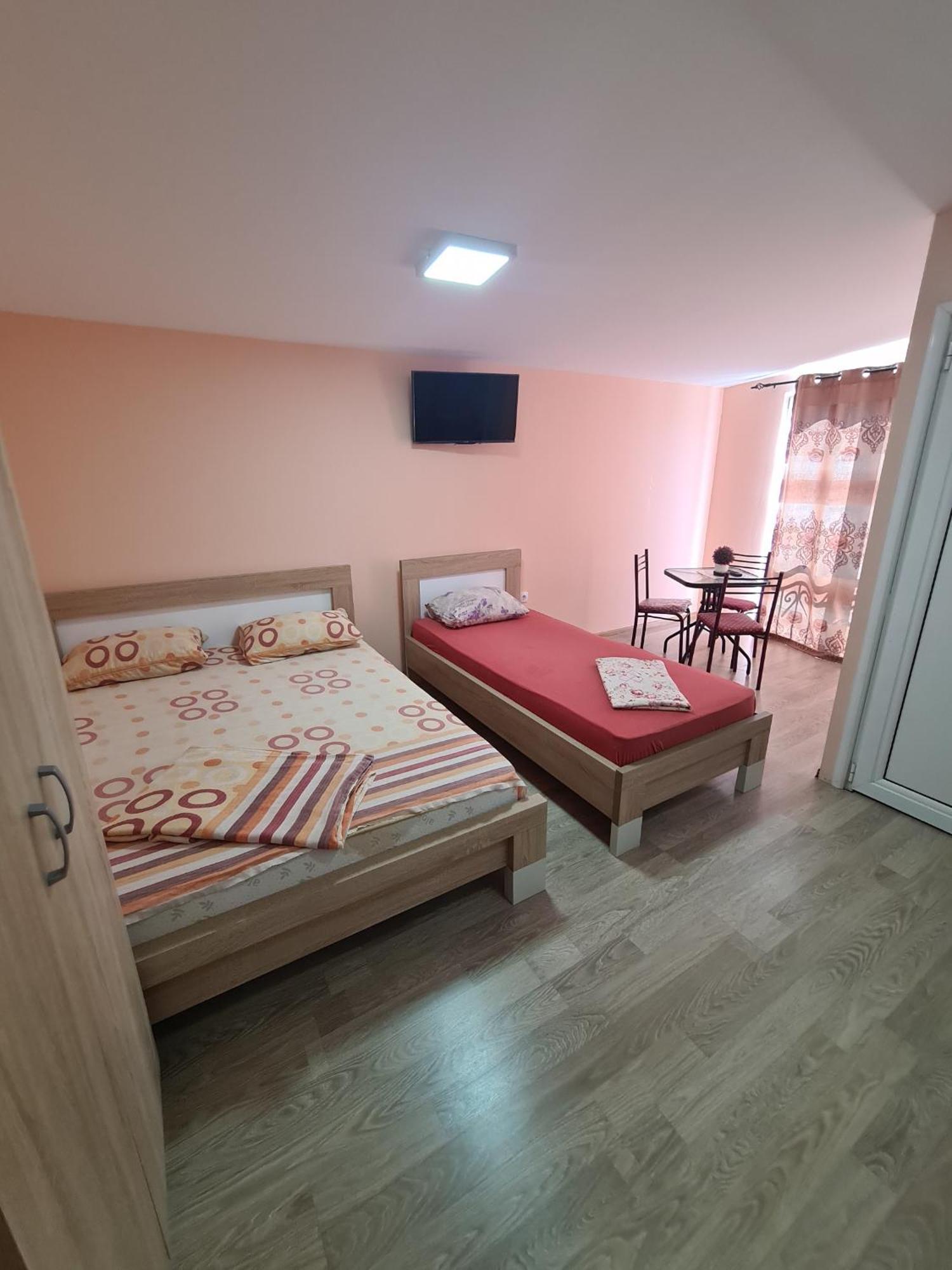 Apartments Bulatovic بار الغرفة الصورة