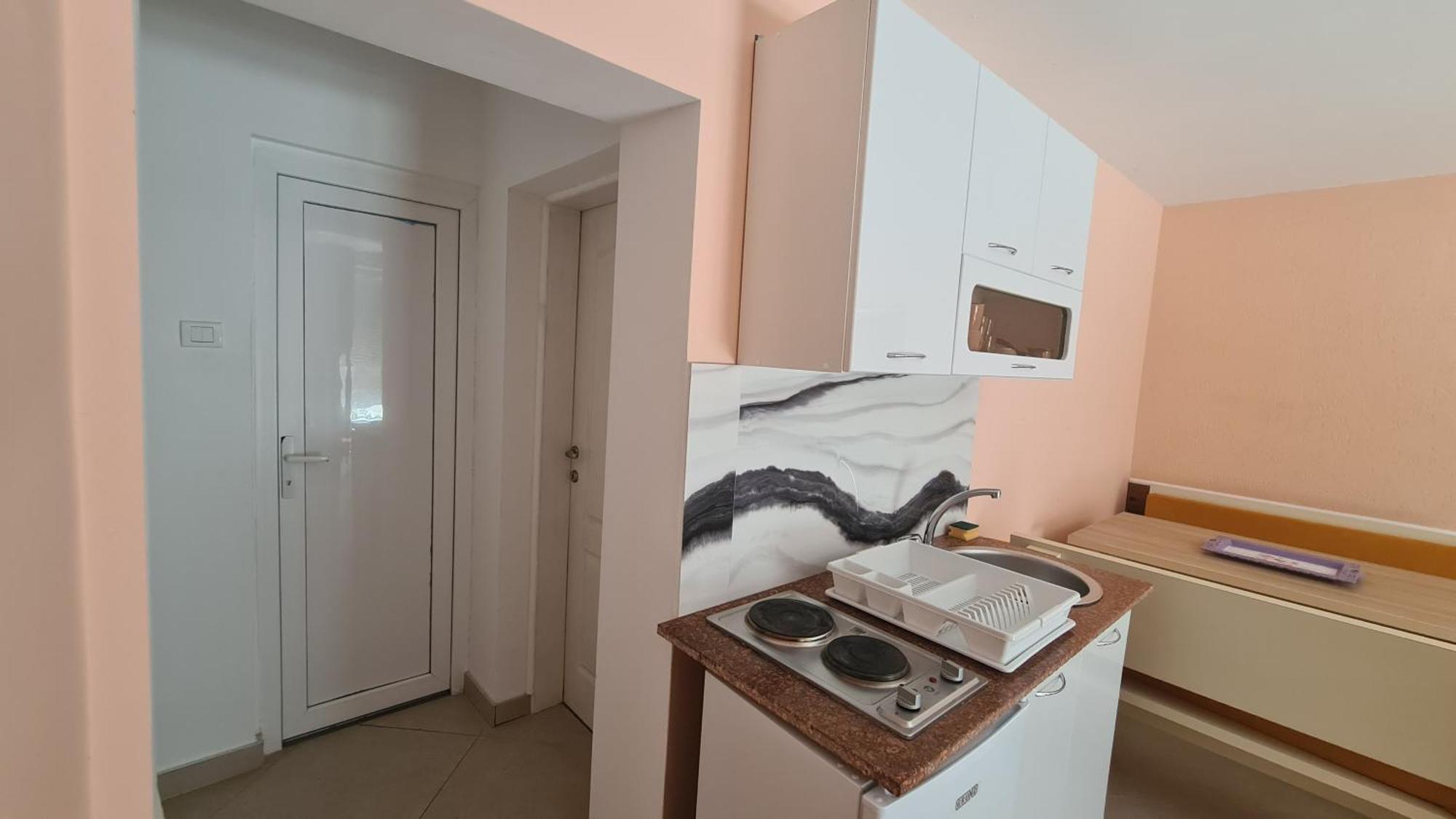 Apartments Bulatovic بار المظهر الخارجي الصورة